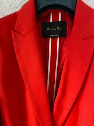 Americana Massimo Dutti Roja Talla M