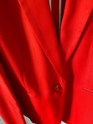 Americana Massimo Dutti Roja Talla M