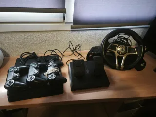 PS4 + Volante Hurricane + Juegos