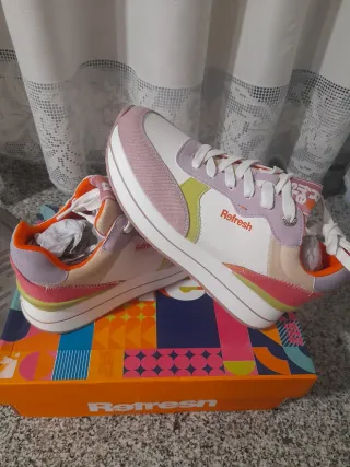 Zapatillas Refresh Moradas Talla 38