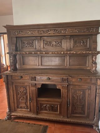 Mobile sala da pranzo stile rinascimentale