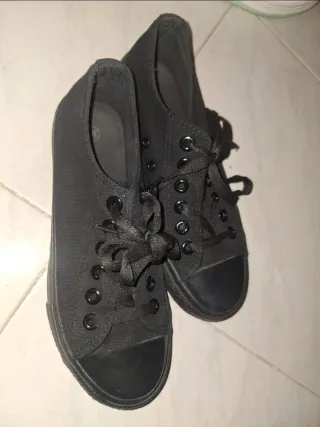 Zapatillas negras lona