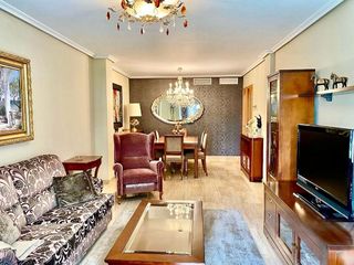 Piso en venta en Centro en Alicante