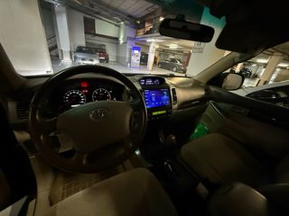 Toyota Land Cruiser 2004