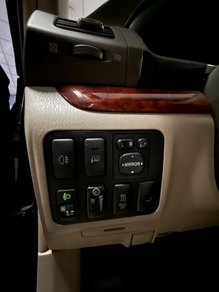 Toyota Land Cruiser 2004