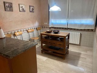 Casa en venta en Joc de la Bola - Camps d'Esports - Ciutat Jardí - Montcada en Lleida