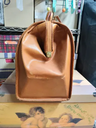 Maletín médico piel vintage