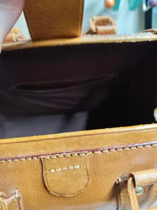 Maletín médico piel vintage