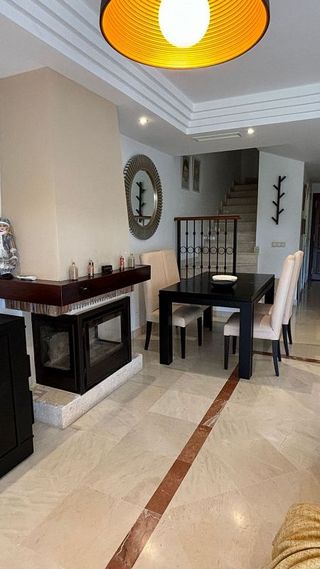 Casa pareada en venta en Calahonda en Mijas
