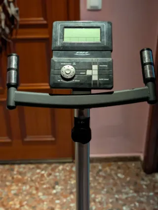 Bicicleta Estática BH Digital