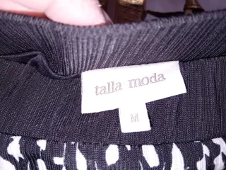 Falda elástica con estampado