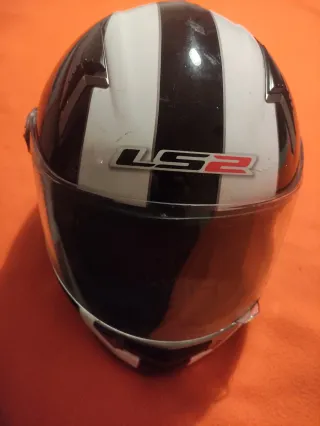 Casco LS2 Negro y Blanco