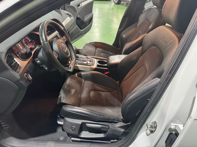 AUDI A4 Avant 3.0 TDI 245 quattro S line edition