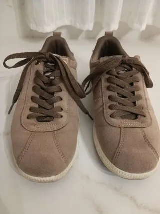 Zapatillas deportivas marrones