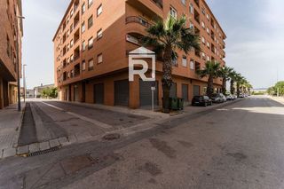 Local comercial en venta en Carlet