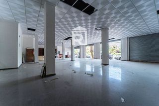 Local comercial en venta en Carlet