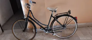 Bicicletta da donna nera