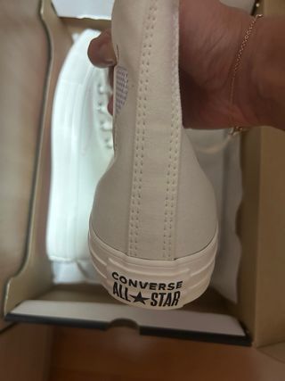 Zapatillas marca original Converse Blancas y Rosas