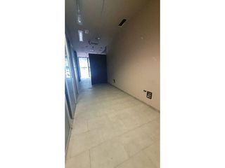 Local comercial en alquiler en Universidad - Los Lirios en Logroño