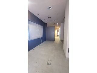 Local comercial en alquiler en Universidad - Los Lirios en Logroño