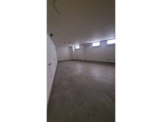 Local comercial en alquiler en Universidad - Los Lirios en Logroño