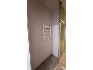 Local comercial en alquiler en Universidad - Los Lirios en Logroño