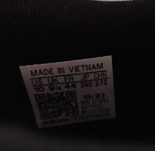 Zapatillas Adidas Negras y Blancas