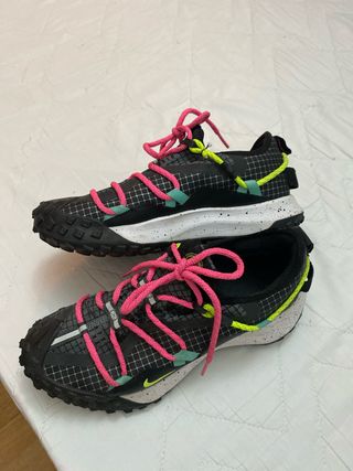 Zapatillas Nike Negras y Rosas