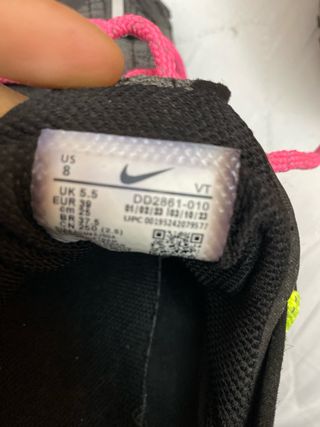 Zapatillas Nike Negras y Rosas