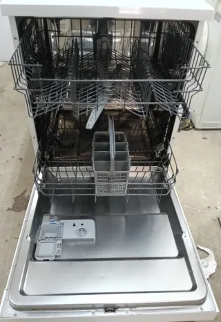 Lavavajillas HYUNDAI con Garantía.