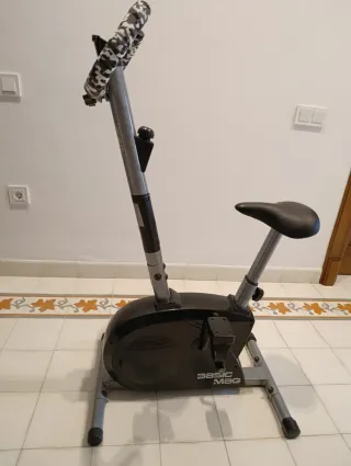 Bicicleta Estática BASIC MAG
