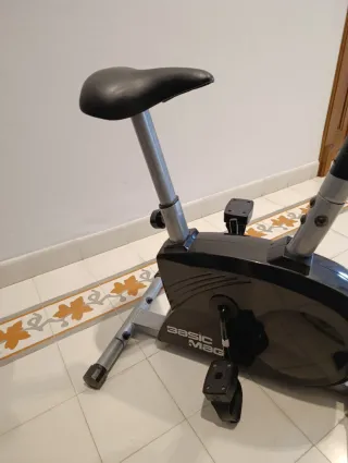 Bicicleta Estática BASIC MAG