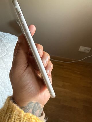 iPhone SE Blanco Sin Rasguños