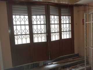 Local comercial en venta en Centro en Almería