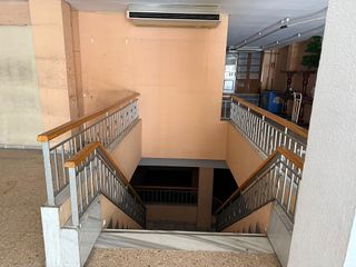 Local comercial en venta en Centro en Almería