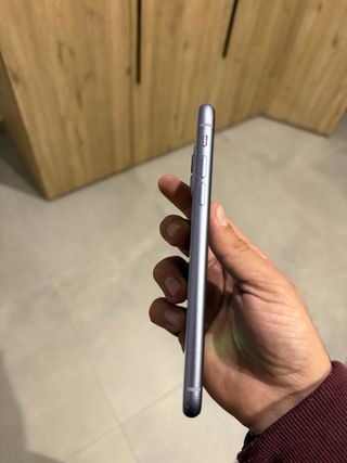 iPhone 11 128GB Morado