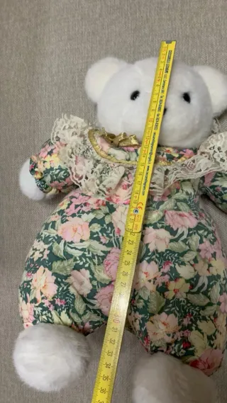 Orsacchiotto vintage con vestito floreale