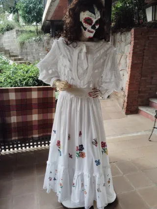 Disfraz Catrina Blanco con Flores y Mariposas