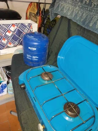 Bombola Gas Butsir + Fornello da Campeggio Campingaz