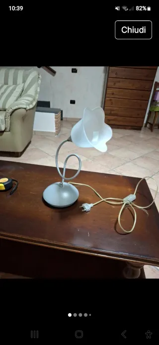 Lampada da tavolo design moderno