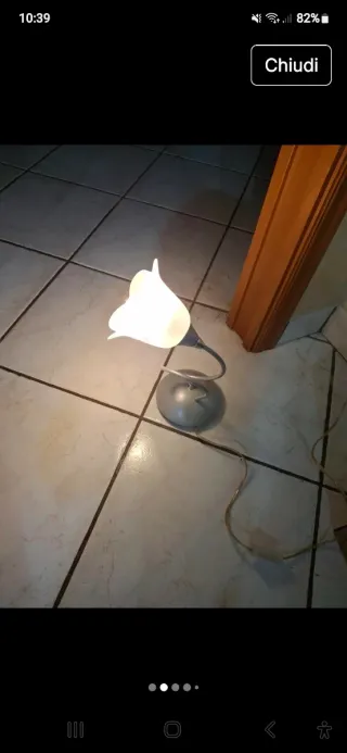 Lampada da tavolo design moderno