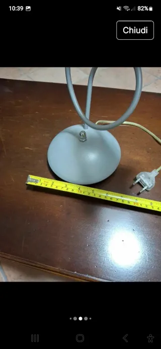 Lampada da tavolo design moderno