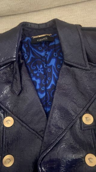 Abrigo Versace Azul y Dorado Mujer