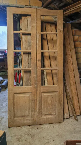 Puertas francesas antiguas de madera