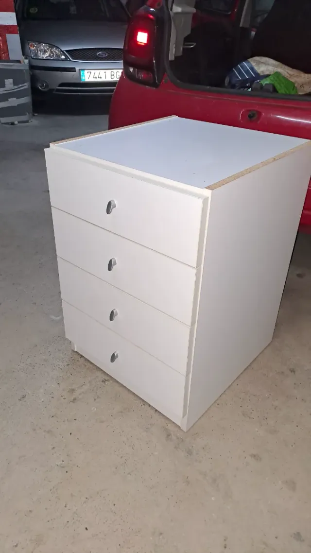 Cajonera blanca 4 cajones como nueva