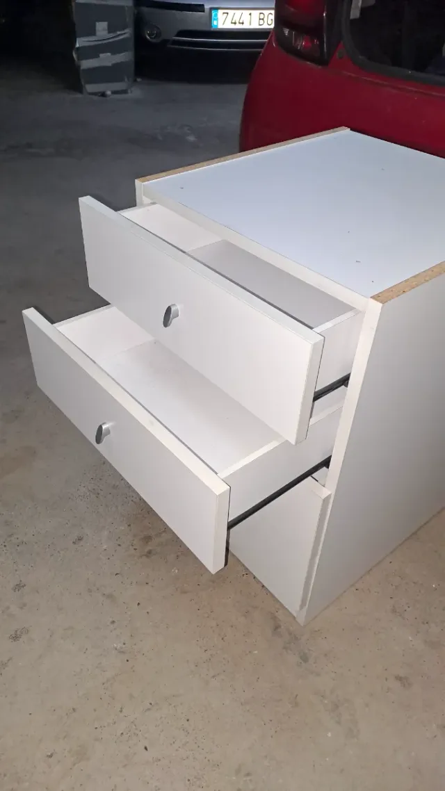 Cajonera blanca 4 cajones como nueva