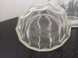 2 contenitori vintage in vetro con coperchio