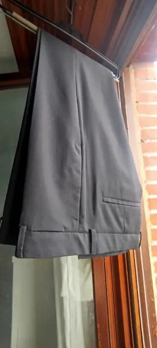 Traje negro chico MANGO