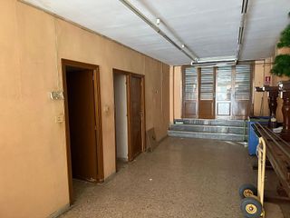 Local comercial en alquiler en Centro en Almería