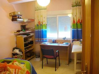 Piso en alquiler en Camino de Ronda - Rosaleda en Granada